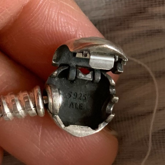 Pandora Heart Clasp Bracelet w/ 9 NEW Disney Lilo & Stitch Theme Charms - Picture 8 of 9